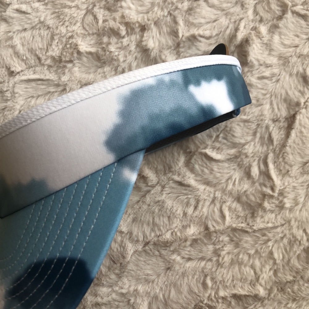 NEW Adidas visor - Picture 11 of 12